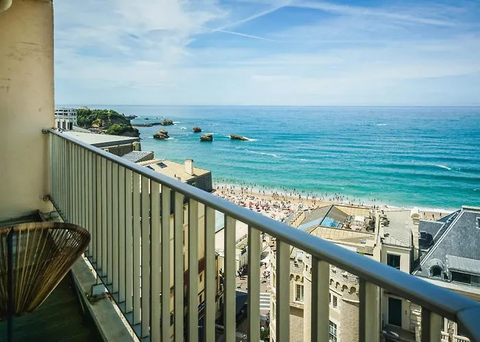 Sky Keyweek 2 Bedroom Sea View In The Center Of Biarritz